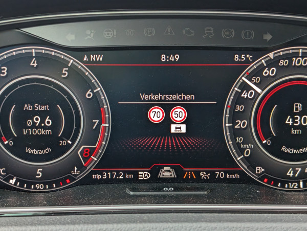 Verkehrszeichenerkennung freischalten